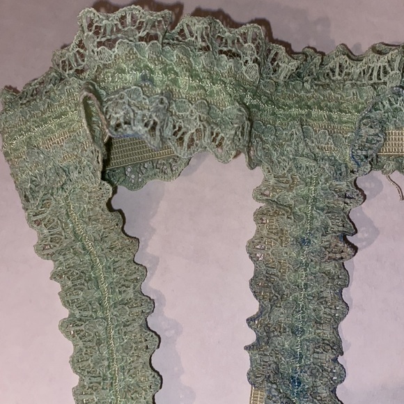 Vintage  retro mod pinup rockabilly Lady Astor minty lace crocheted Garter belt - Picture 6 of 8